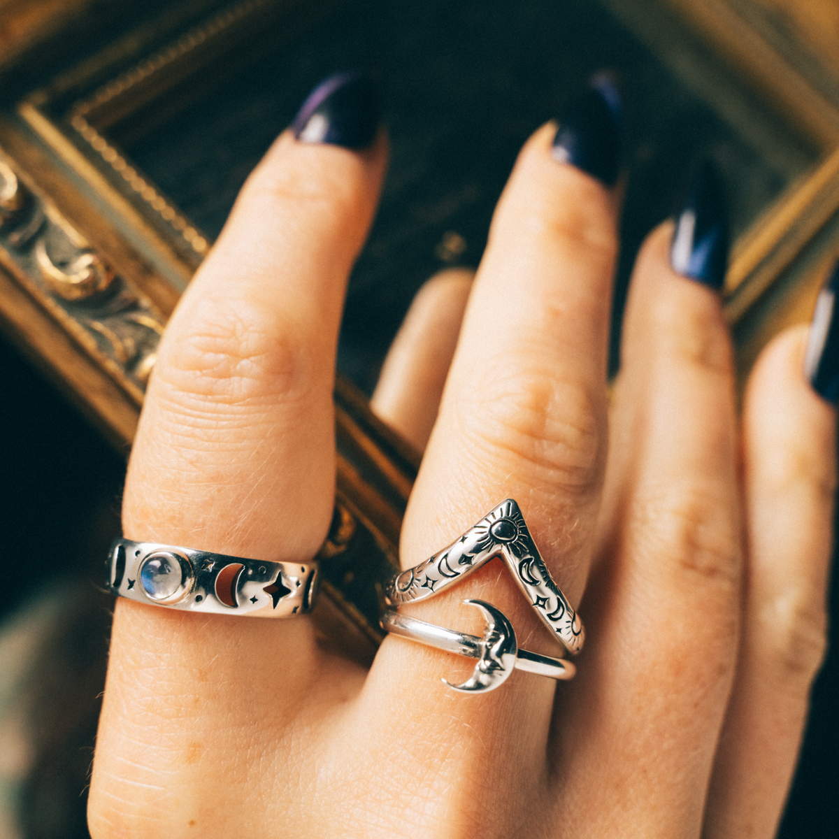 JUST A PHASE - Sterling Silver & Moonstone Ring