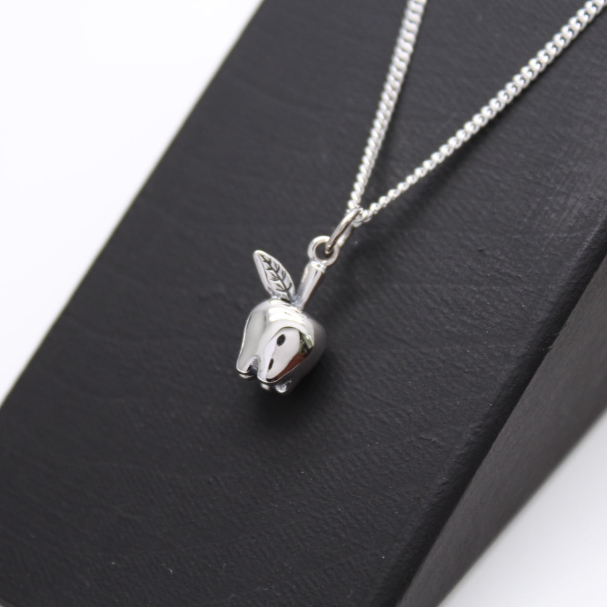 ORCHARD - PENDANT ONLY ( CHAIN NOT INCLUDED )