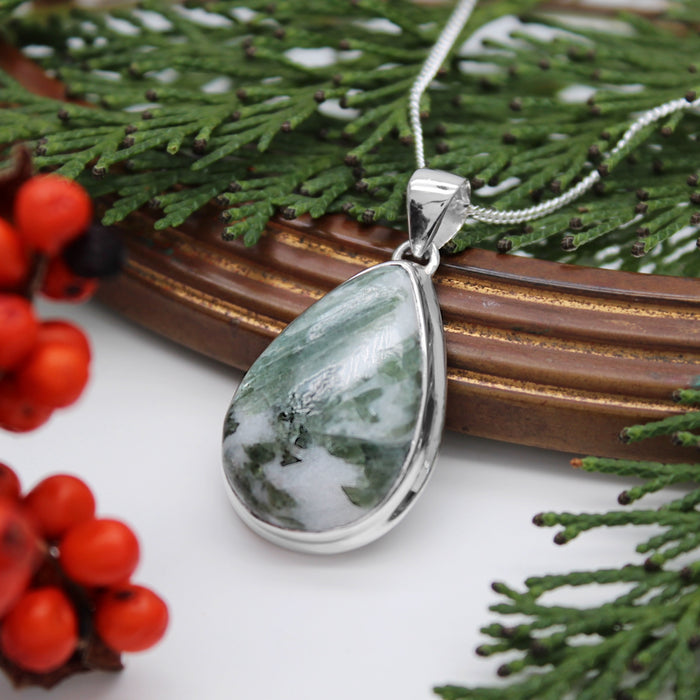 SPRING LEAVES - Sterling Silver & Green Tourmaline in Quartz Necklace