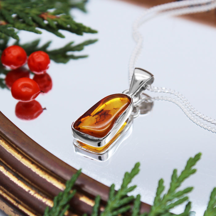 GOLDEN HOUR - Sterling Silver & Baltic Amber Necklace